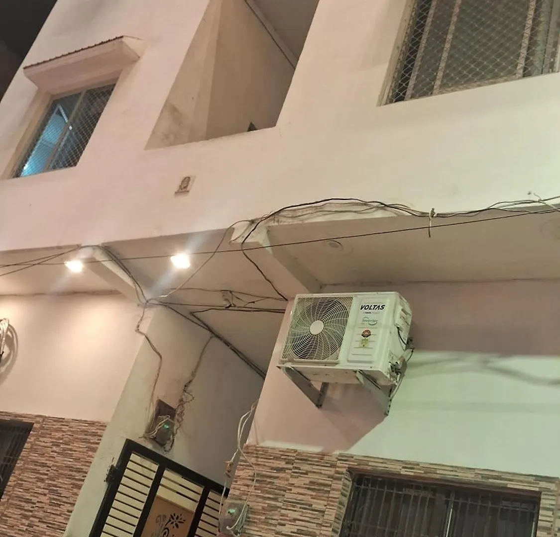 Lakshman Guest House Varanasi